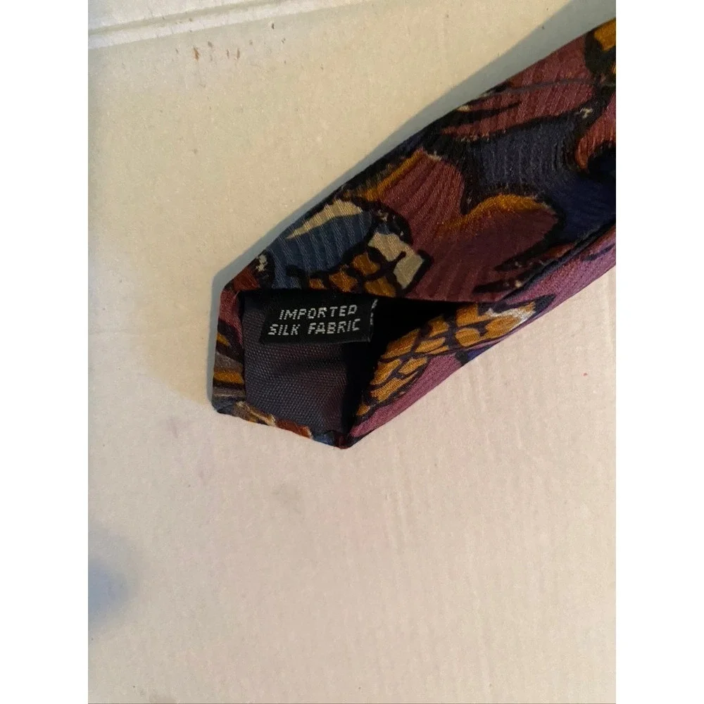 Chez Roffe New York Mens Silk Necktie Abstract Floral Purple Blue Gold USA Made